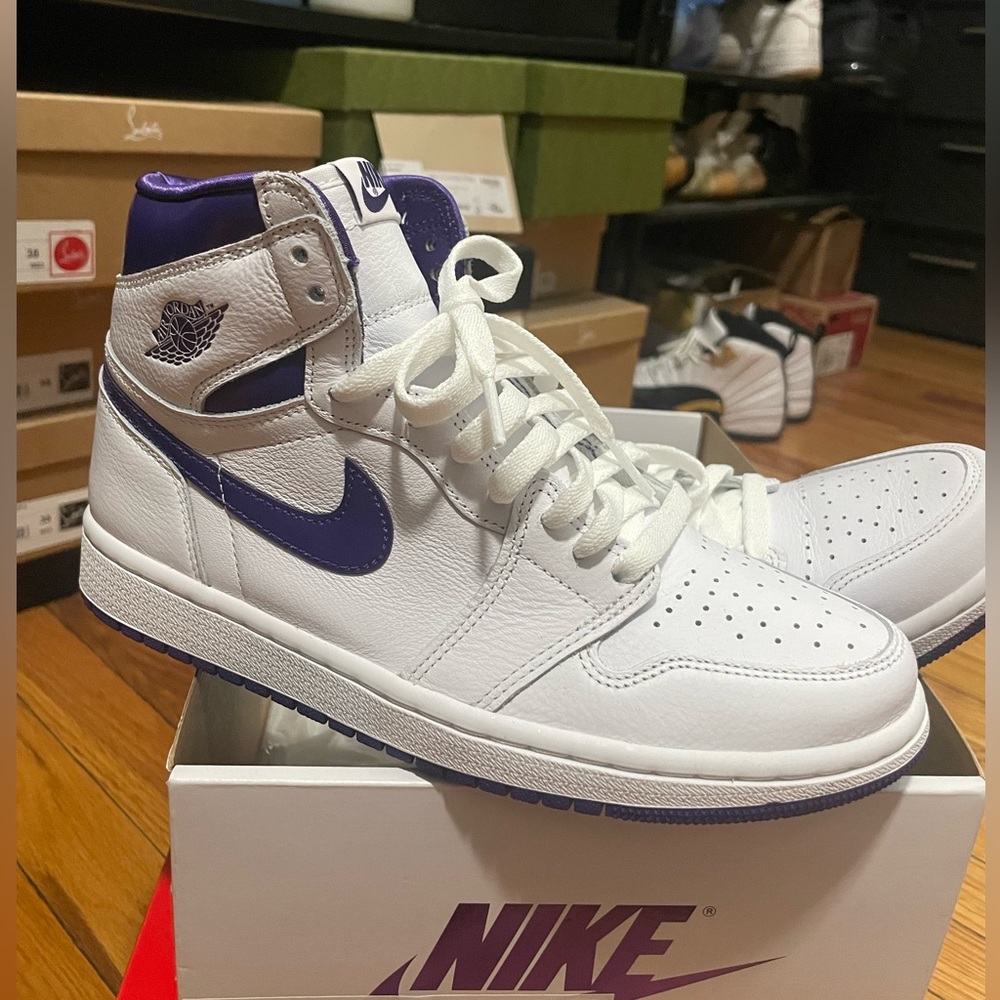 Nike air Jordan high court purple 7.5 women